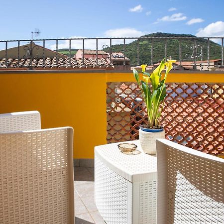La Torre Del Pozzo Guest House Bosa Ngoại thất bức ảnh