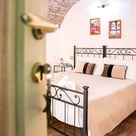 La Torre Del Pozzo Guest House Bosa Ngoại thất bức ảnh